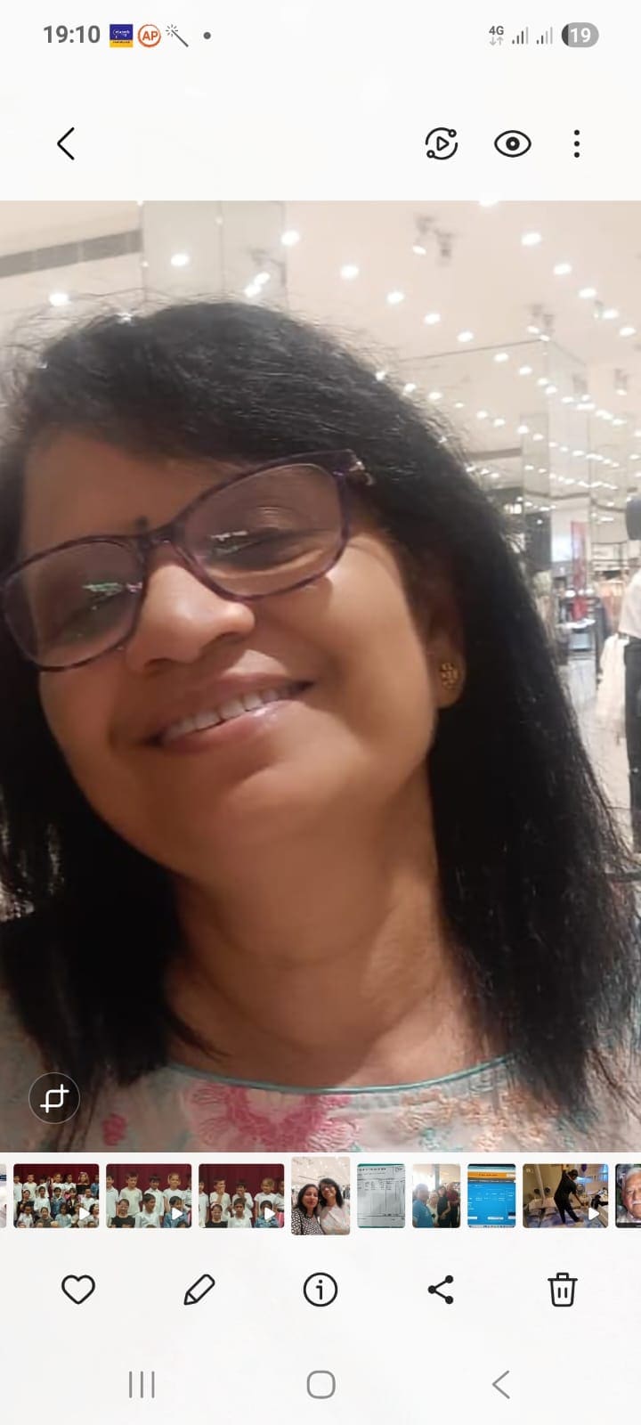 Poornima, certified Reiki and Theta Healing practitioner with over 30 years of experience